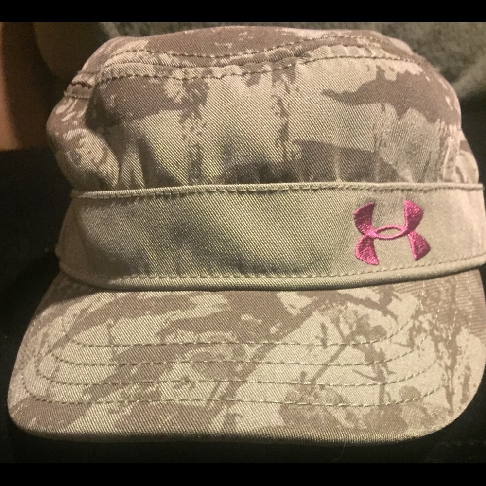 💗Under Armor Camo Hat
